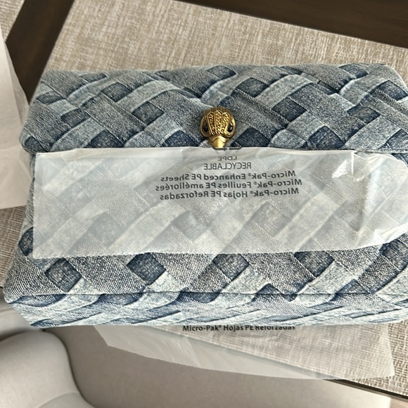 BEAUTIFUL KURT GEIGER LARGE DENIM PURSE WITH GOLD CHAIN STRAP ๐๐ฉต๐ - Picture 5 of 8